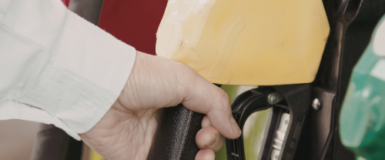 Flambée des carburants : un portail pour payer son essence moins cher